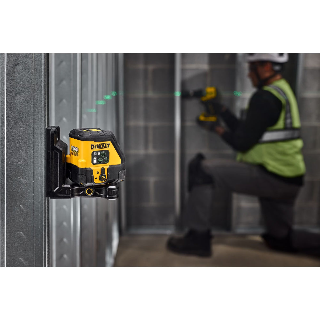 Kit de base láser de línea cruzada verde recargable por USB DeWalt DCLE14201GB