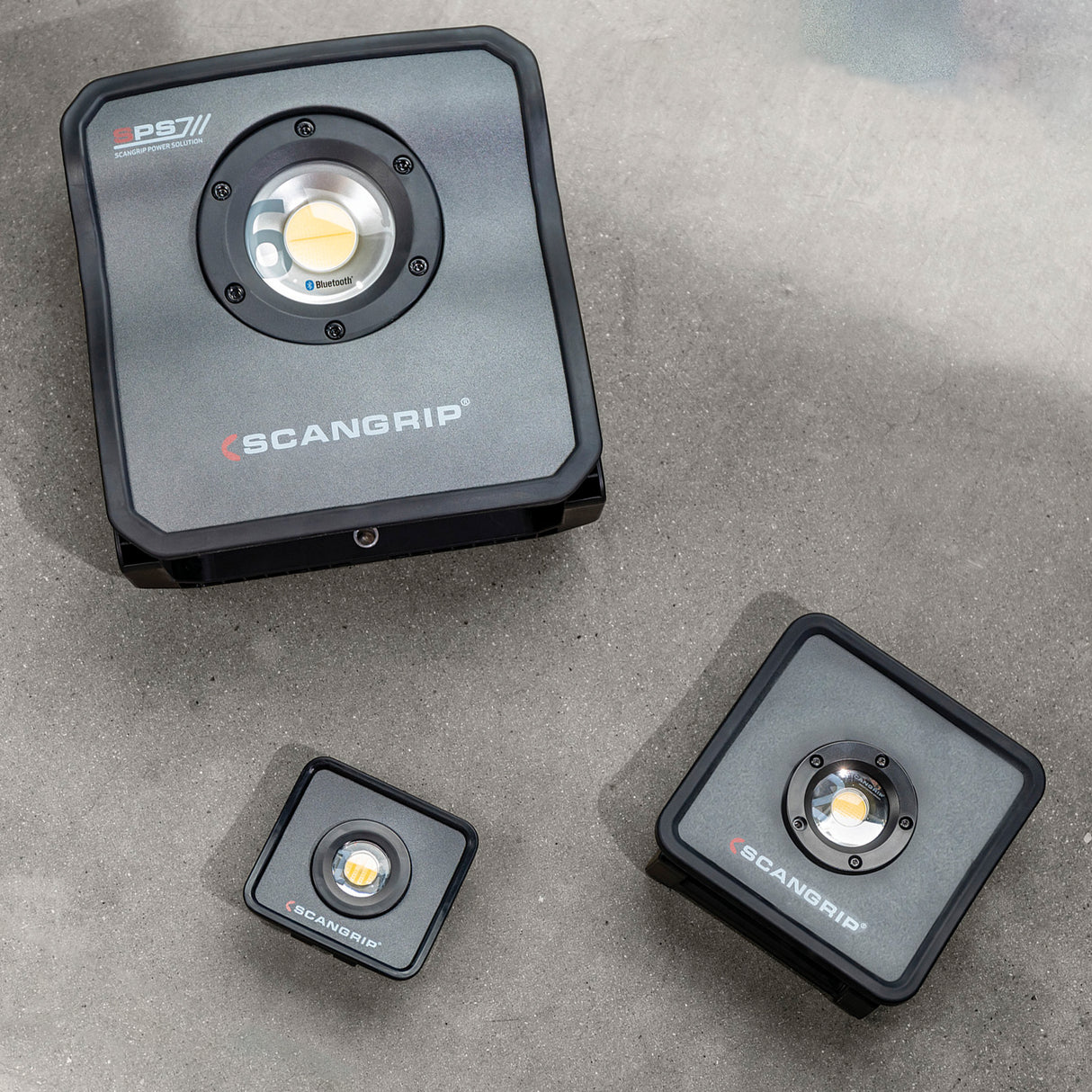 Scangrip Nova MINI High Efficiency 1,000 Lumen Compact COB LED Work Light with Exchangeable Battery System