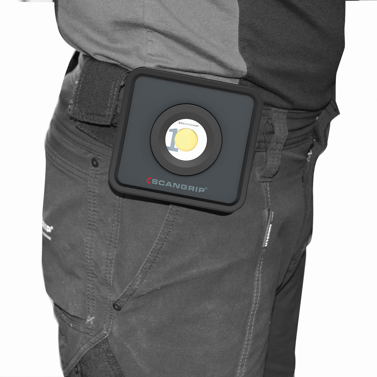 Scangrip Nova MINI High Efficiency 1,000 Lumen Compact COB LED Work Light with Exchangeable Battery System